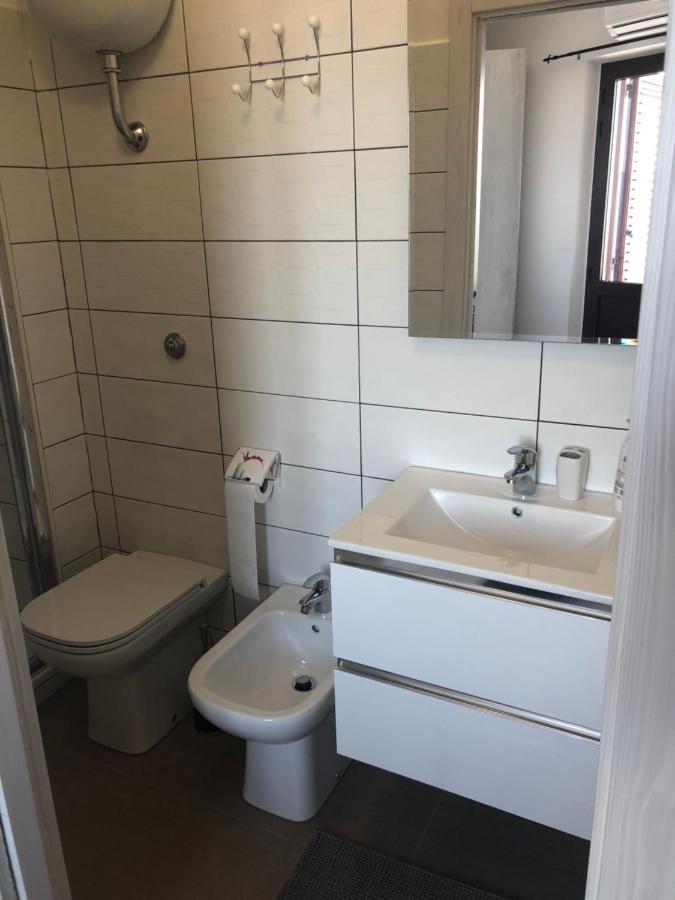 Serraenna Bedrooms 包内伊 外观 照片