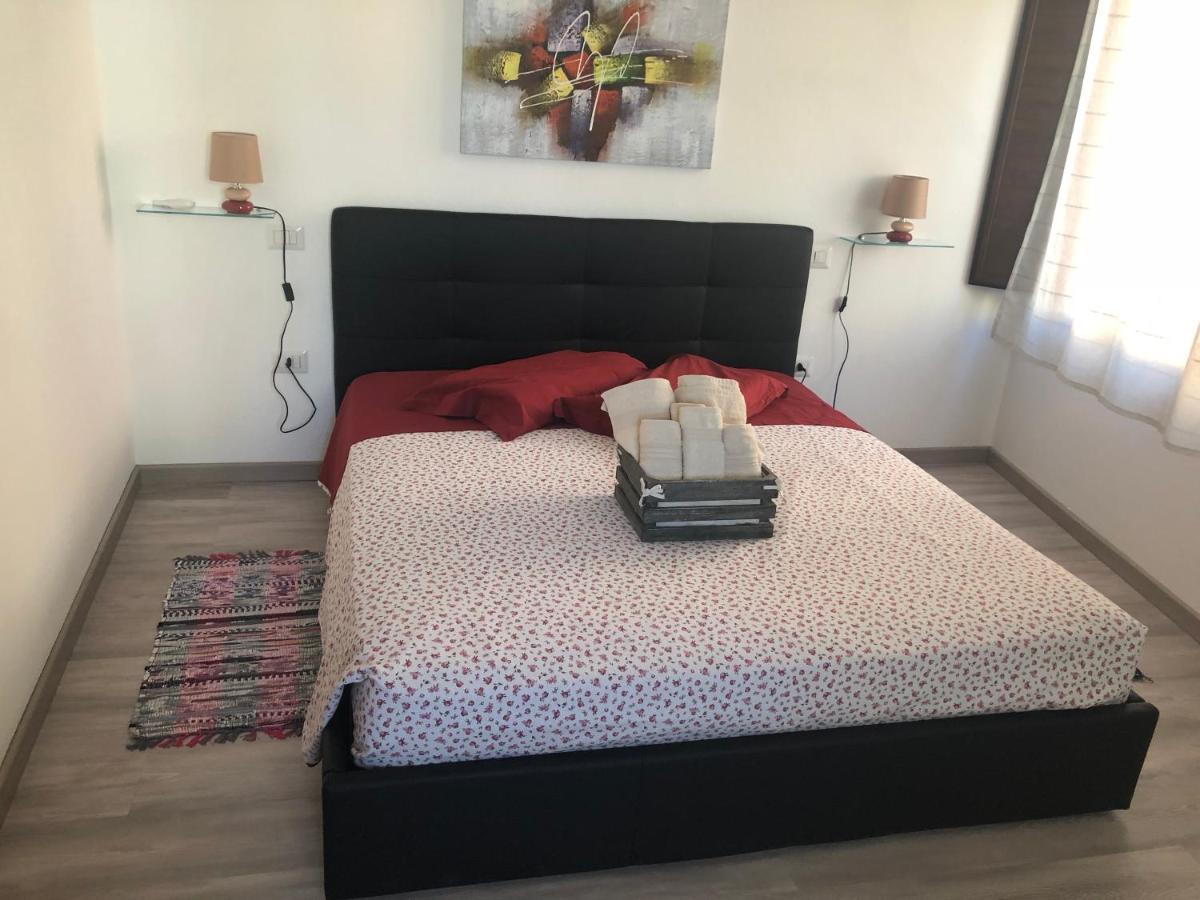 Serraenna Bedrooms 包内伊 外观 照片
