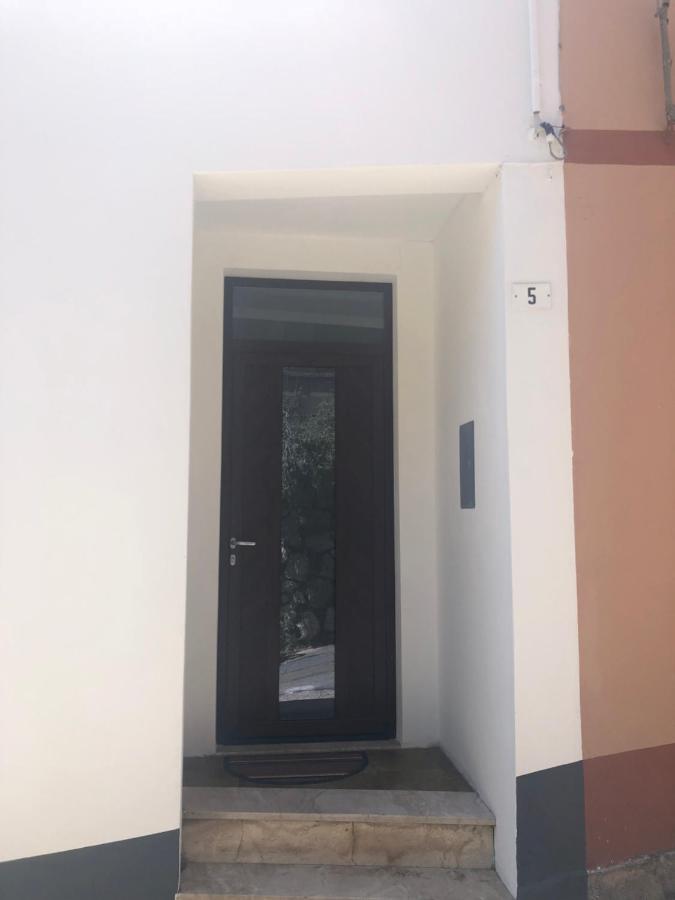 Serraenna Bedrooms 包内伊 外观 照片